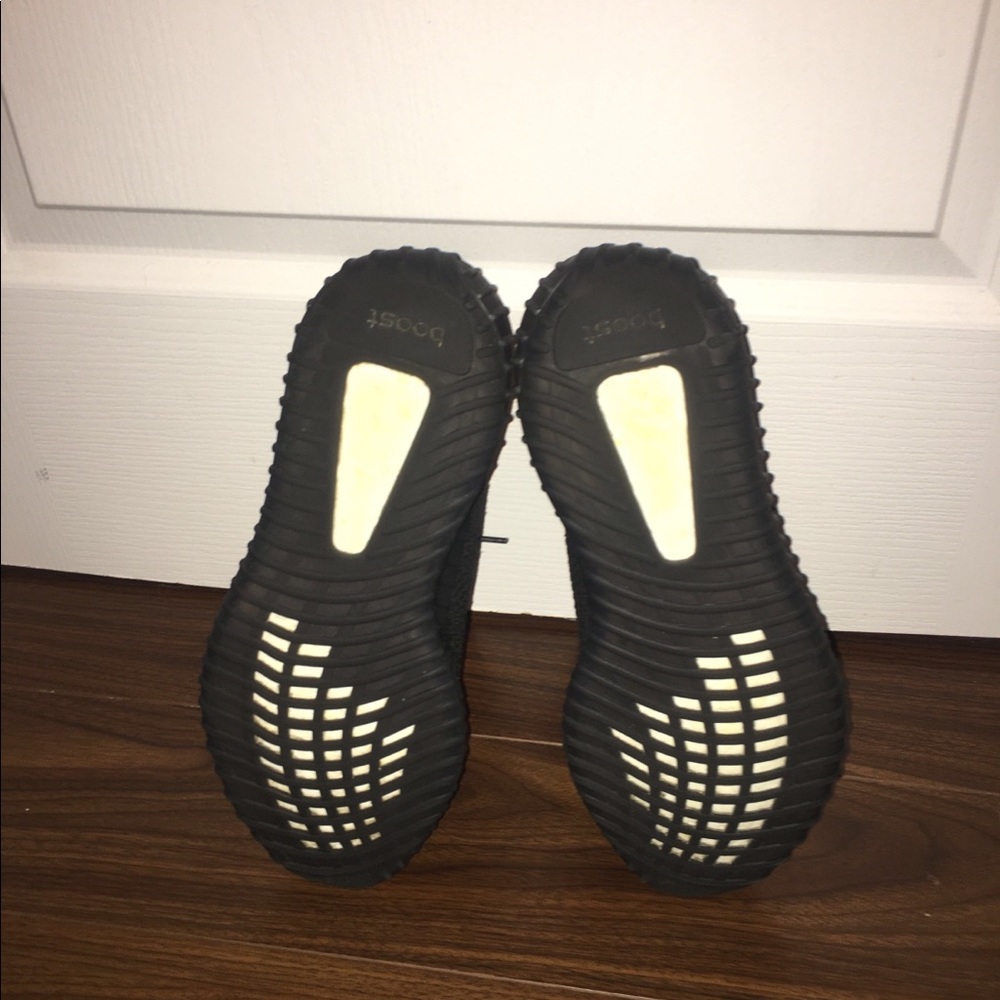 Yeezy bred 350